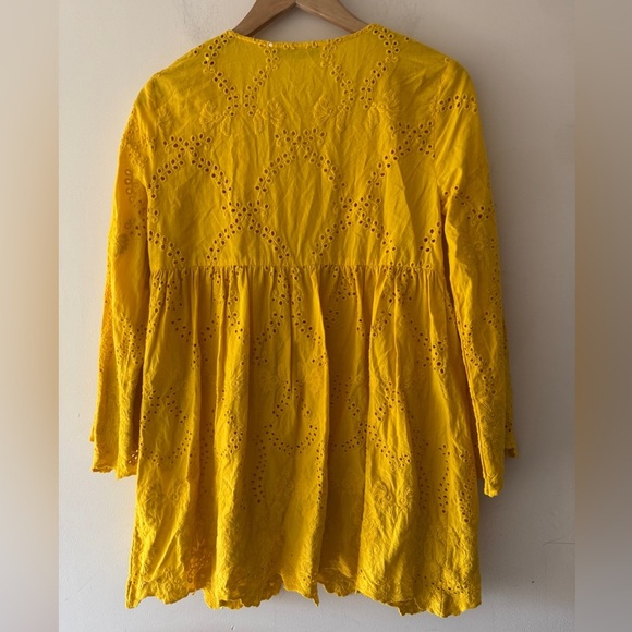 Zara Eyelet V Neck Blouse Tunic Summer Spring Golden Yellow - Picture 4 of 5